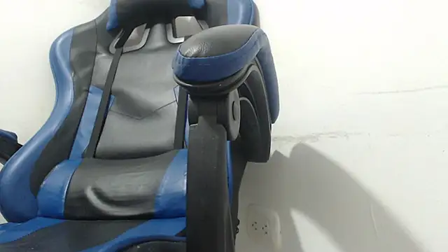 sinay024 live sex cam