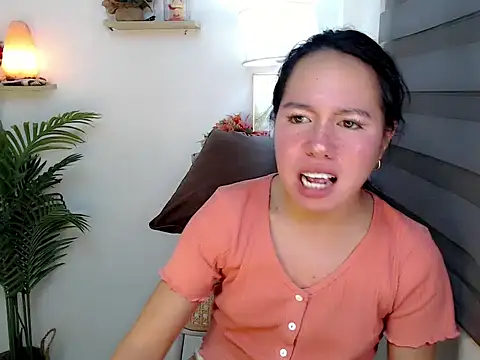 Ur_lovely_kim live sex cam