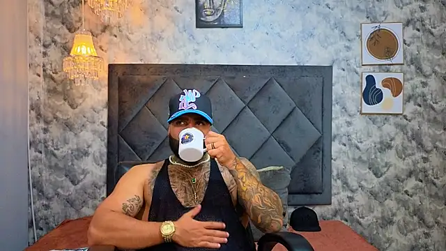 Apolo_rousse1 live sex cam