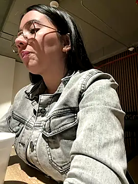 Michelle_Zoe live sex cam