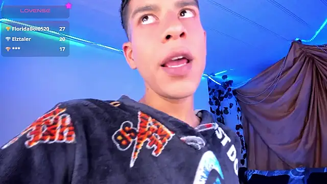 Ethan_Boyy live sex cam