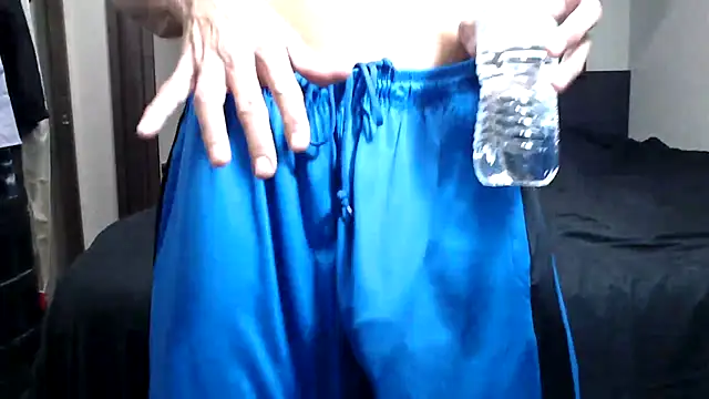 ThickD2C live sex cam