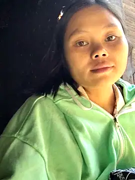 omiu-baby live sex cam