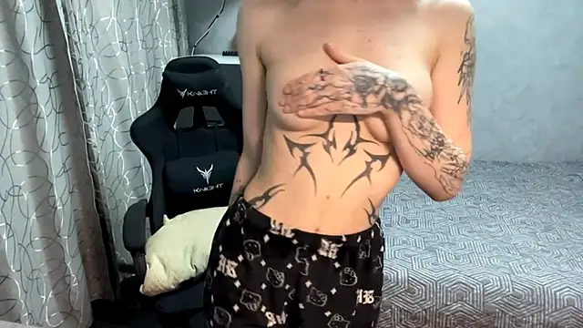 Meowluly live sex cam