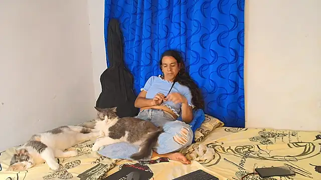 Oh_Tique live sex cam