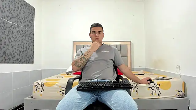 simookeler live sex cam