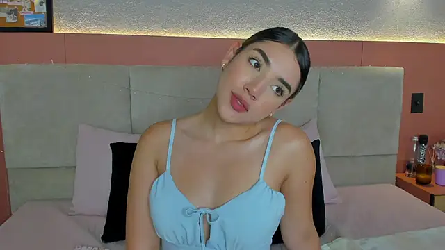 AniiRose live sex cam