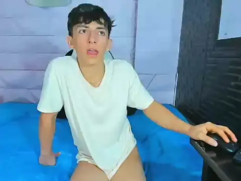 ElanGiraldo live sex cam