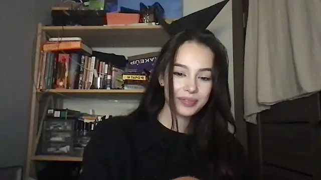 Yuna5343 live sex cam