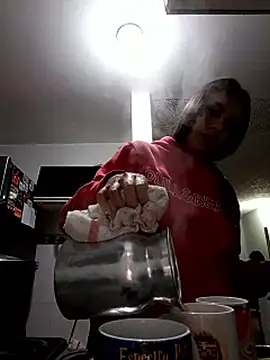 Bonny_Klote live sex cam