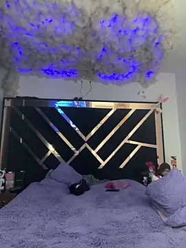 BriannaTS_and_David live sex cam