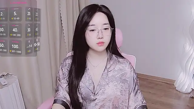 Miu-999 live sex cam