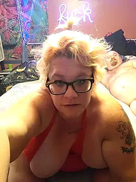 violentviolet68 live sex cam