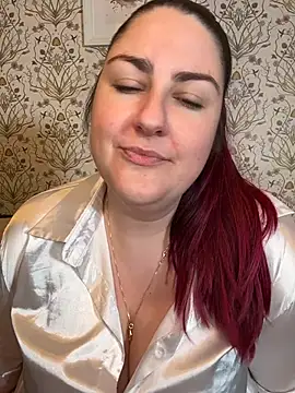 Lacey-BBW live sex cam
