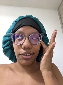Curly_lily live sex cam