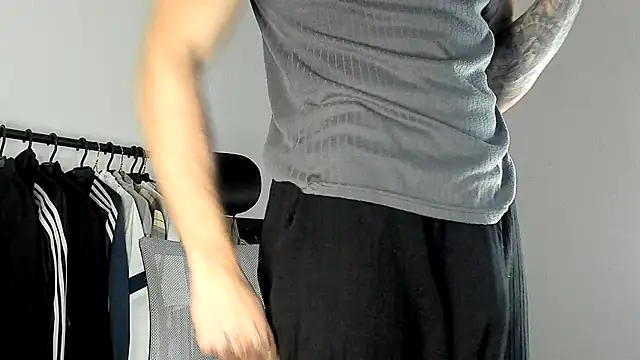 _jamesleandros1 live sex cam