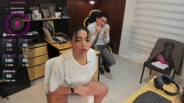 Office_Naughty_Girl live sex cam