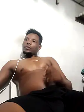 hugo3918_ live sex cam