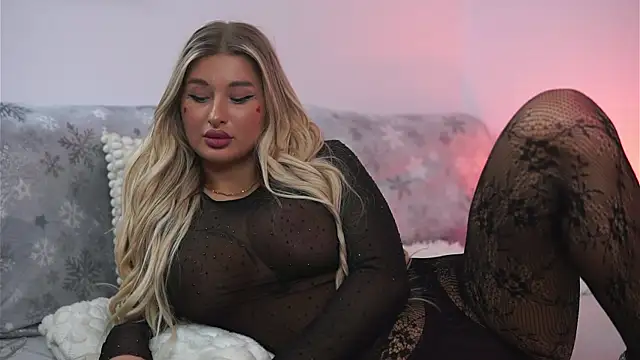 AvaShayy live sex cam