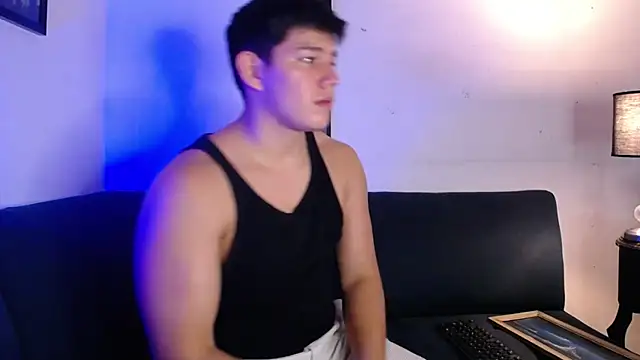 JamesCr_ live sex cam