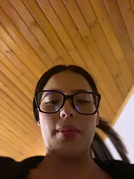 Sofia18_pinkk live sex cam