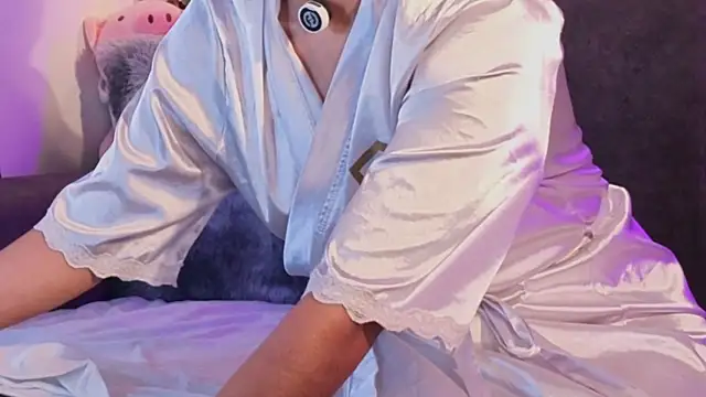 littlee_Sophi_ live sex cam