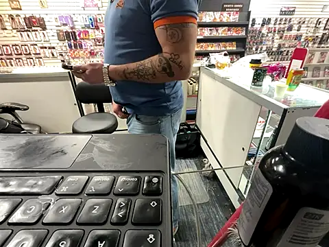 RawRyder8 live sex cam