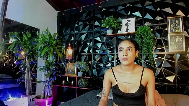 Layla_707 live sex cam