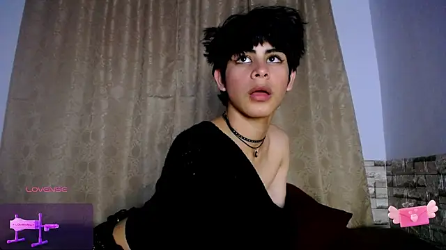 DaraKat18 live sex cam