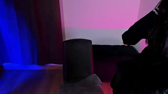 NanakoDollx live sex cam