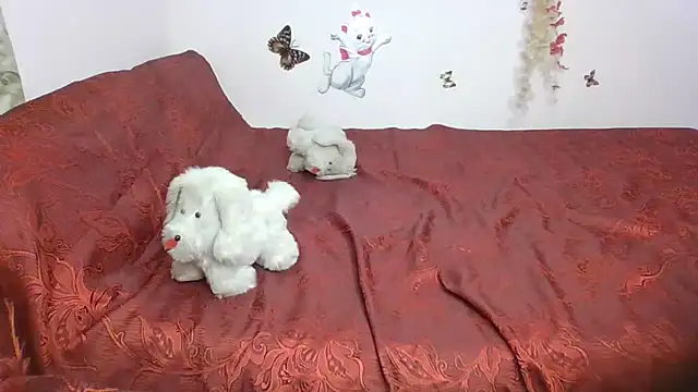 LustInLips live sex cam