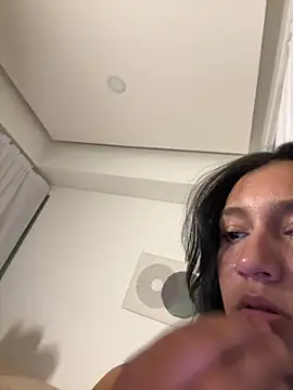 Nahomy_cute1 live sex cam