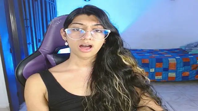 engielphoenis14 live sex cam