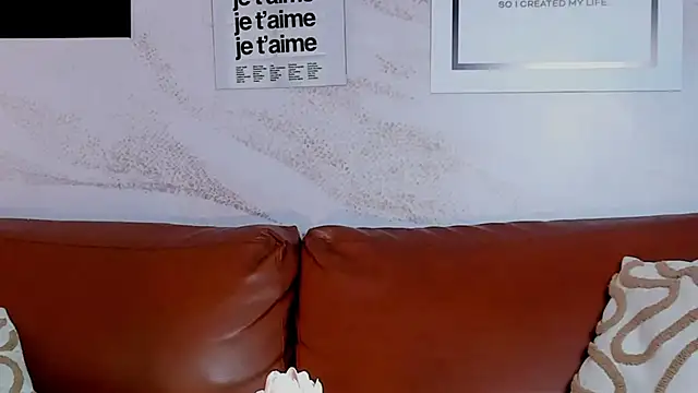 Ramona_Flower live sex cam