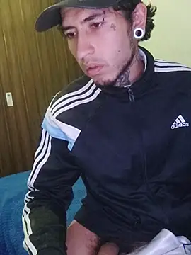 Tattoboy19cm live sex cam