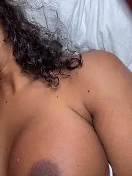 AlyssaHottv_ live sex cam