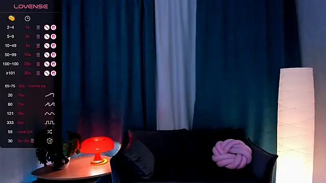 BellaCaress live sex cam