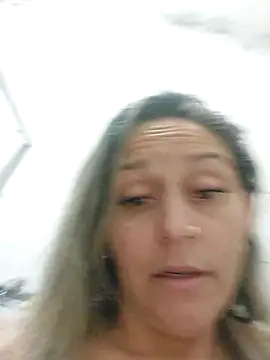 baixinhaloira live sex cam