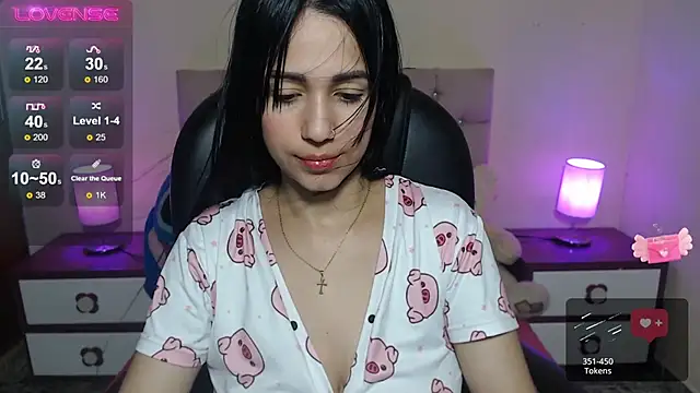 gabyy_cute_ live sex cam