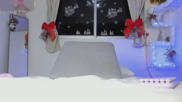 Selenafox_0 live sex cam