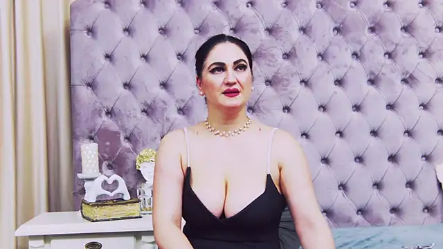 CassidyVelvet live sex cam