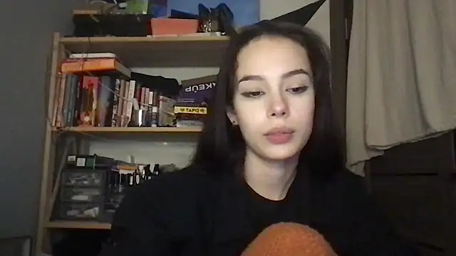 Yuna5343 live sex cam