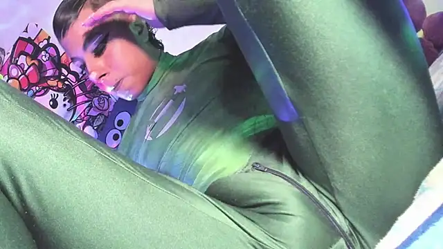 BABY-puppy18XX live sex cam