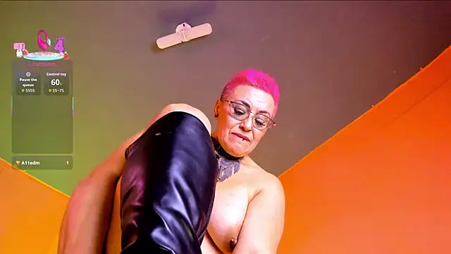 MATURE_HARDCORE live sex cam