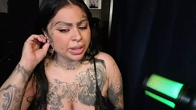 chicanachic13 live sex cam