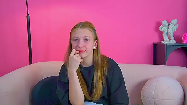 BeatriceBinoche live sex cam