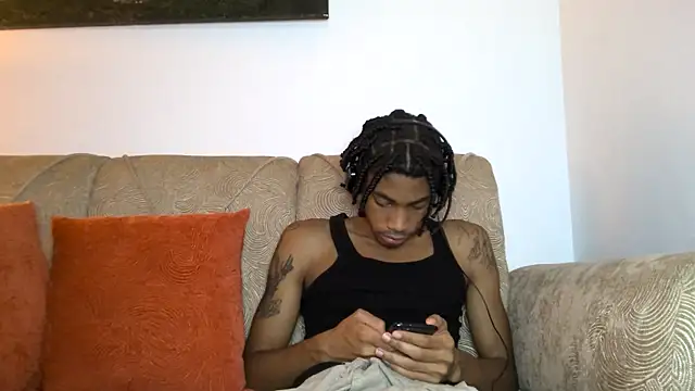 BlackBullTitus live sex cam