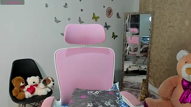 Hanna_latinaa live sex cam