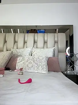 ALISSON_FOXXX1 live sex cam