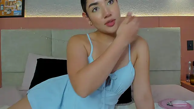 AniiRose live sex cam